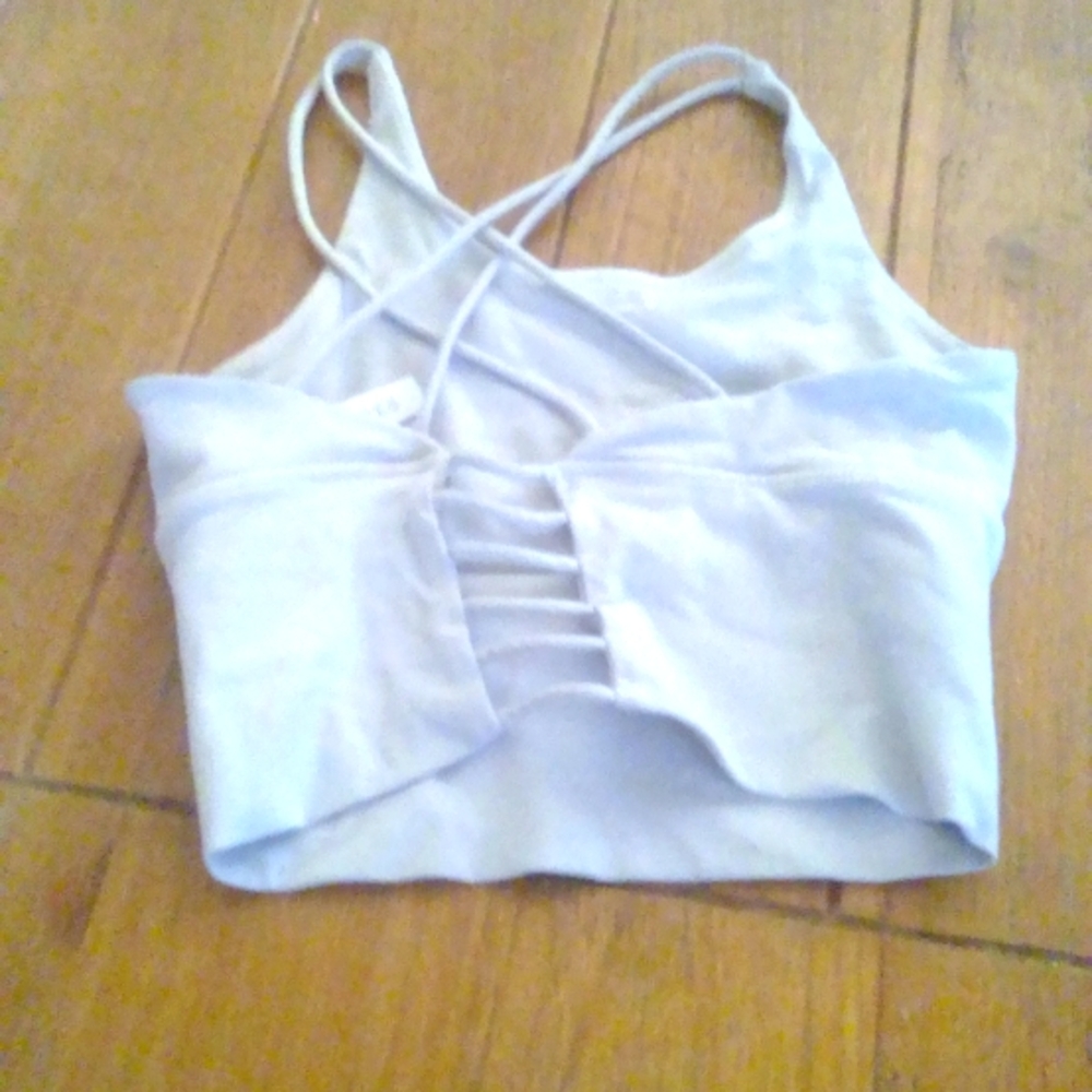 Strappy Criss cross lattice open back sports bra xs pale lavender tank top.